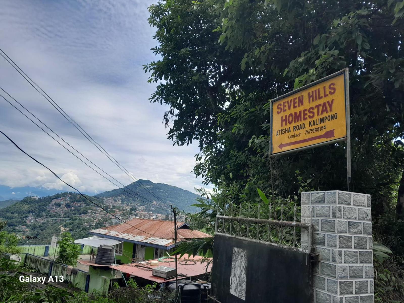Seven Hills Homestay Kalimpong Bagian luar foto