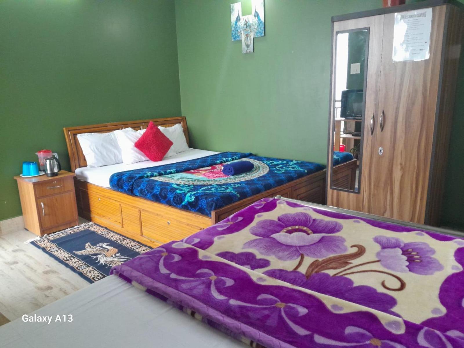 Seven Hills Homestay Kalimpong Bagian luar foto