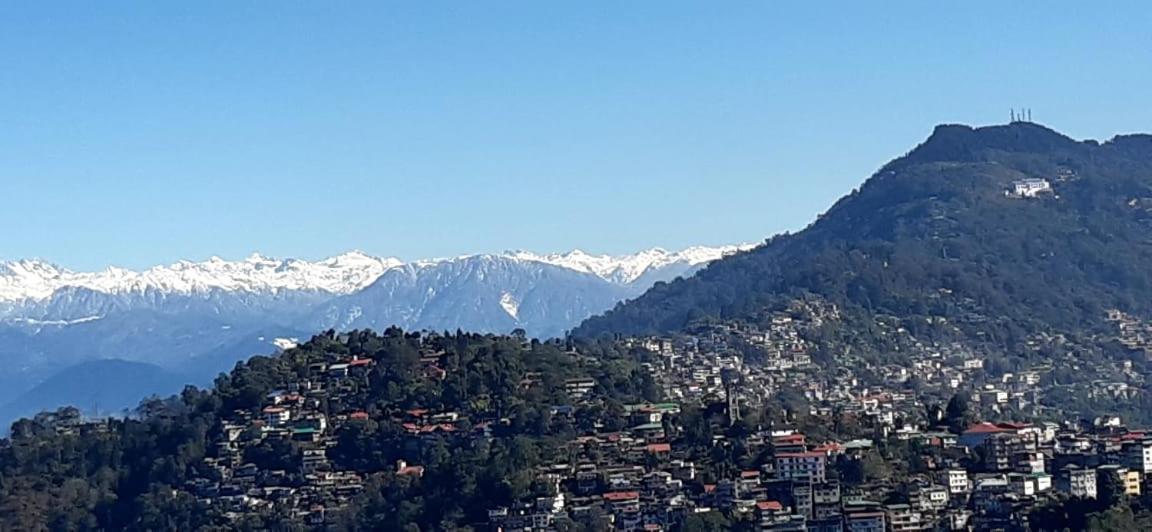 Seven Hills Homestay Kalimpong Bagian luar foto